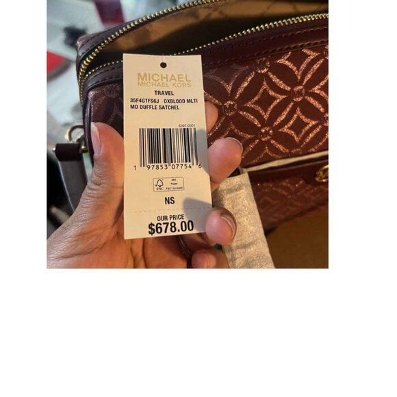 **NWT** MICHAEL Michael Kors NWT Women Medium Duffle Satchel Bag Lt Oxblood - Picture 4 of 8